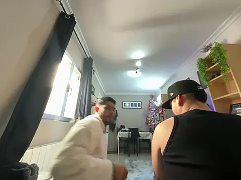 Chicos defiesta online show from December 2024 12:56:01 PM