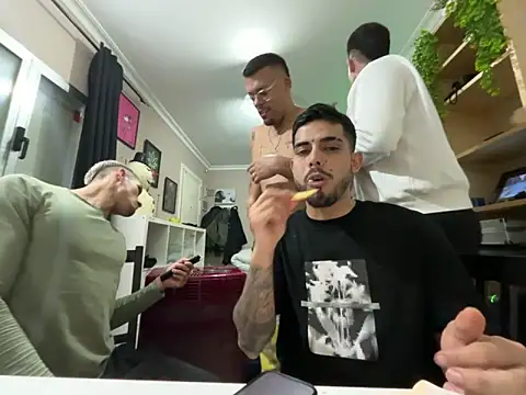 Chicos defiesta online show from January 2025 09:25:01 PM