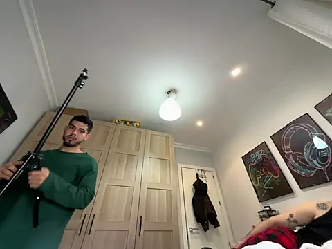 Chicos defiesta online show from January 2025 10:20:01 AM