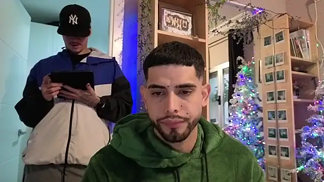 Chicos defiesta online show from November 2025 04:07:02 PM