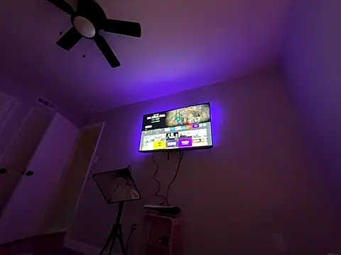 strip4faith online show from December 2025 05:35:01 AM