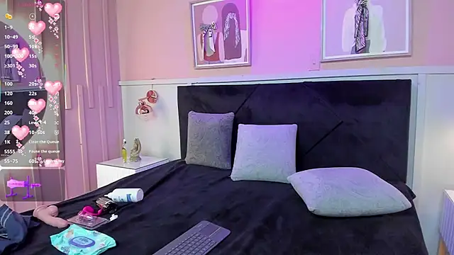 elodie walker online show from October 2025 12:26:02 PM