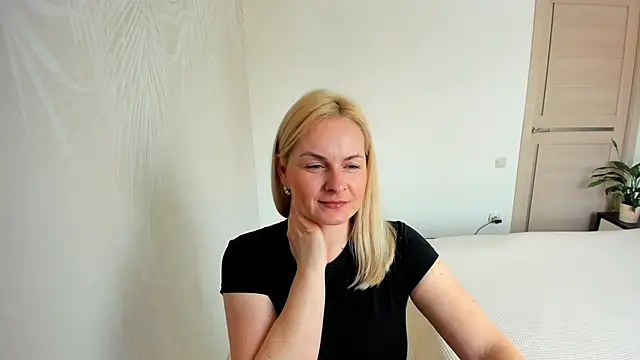 Alicee Gracee online show from March 2026 09:56:02 AM