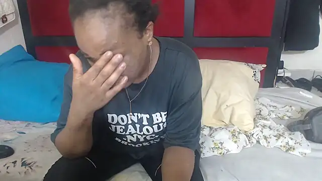 MaximTease24 online show from March 2026 06:08:01 PM