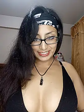 Lucy Chery online show from January 2026 12:59:02 AM