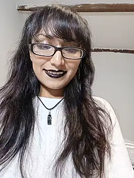 Snapshot of Lucy_Chery chatting on May 2026 12:05:01 AM Lucy Chery online show from May 2026 12:05:01 AM