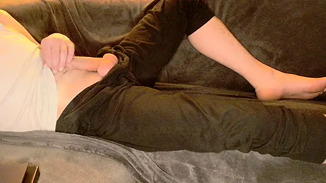 stivi0105 online show from November 2025 10:47:01 PM