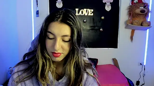 Snapshot of queen-natty chatting on December 2024 12:24:01 PM queen-natty online show from December 2024 12:24:01 PM