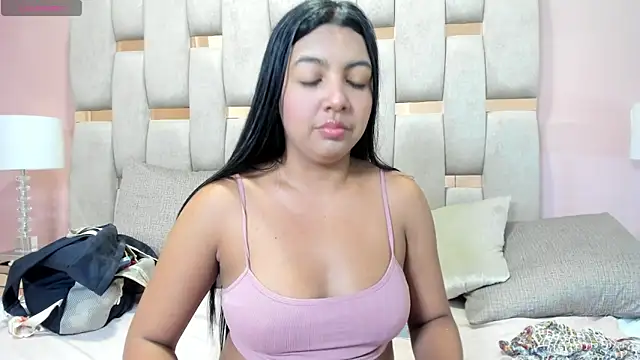 nicole fisherr online show from March 2026 05:35:02 AM