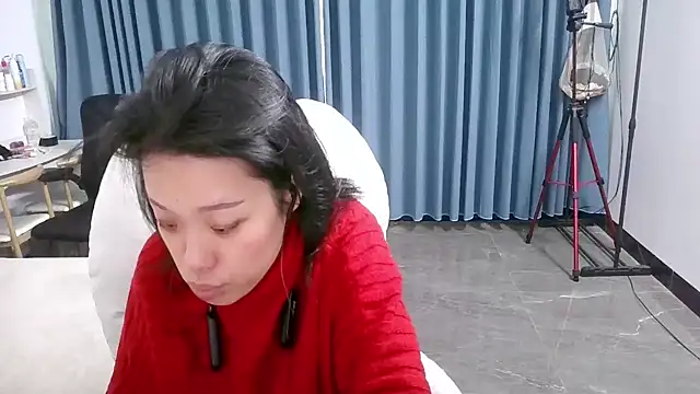 Bella0815 online show from December 2024 02:42:01 AM