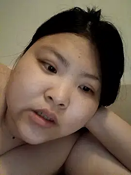 hello098712 online show from May 2026 09:44:02 PM