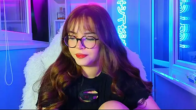 Snapshot of CutiePie3 chatting on November 2025 09:25:02 PM CutiePie3 online show from November 2025 09:25:02 PM