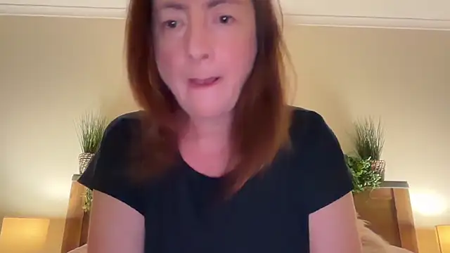 LouiseTswing online show from December 2024 02:06:02 PM