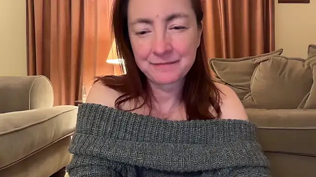 LouiseTswing online show from January 2025 11:18:02 PM