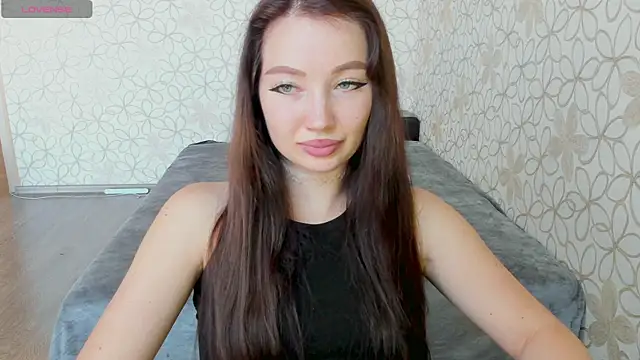 Snapshot of Lissa_Cristal chatting on July 2026 07:50:01 AM Lissa Cristal online show from July 2026 07:50:01 AM