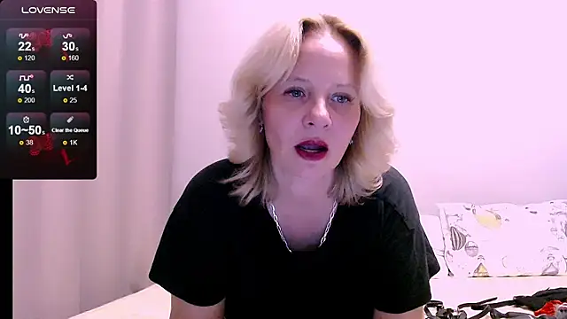 Milen Milf online show from May 2026 05:07:01 PM