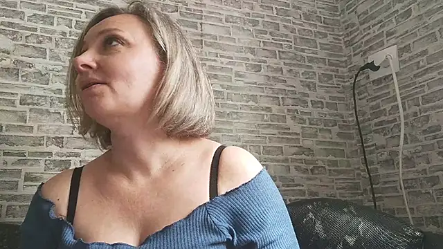 EdithManning online show from March 2025 09:10:02 AM