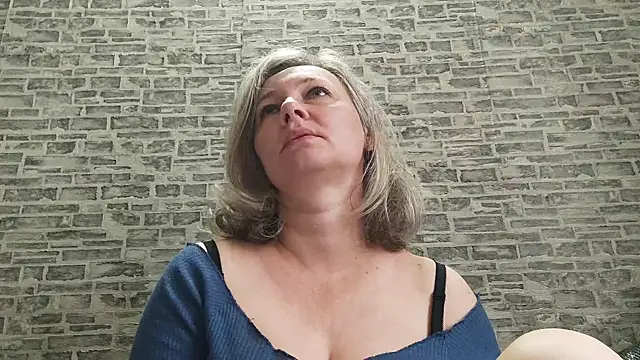 EdithManning online show from September 2025 05:20:01 AM