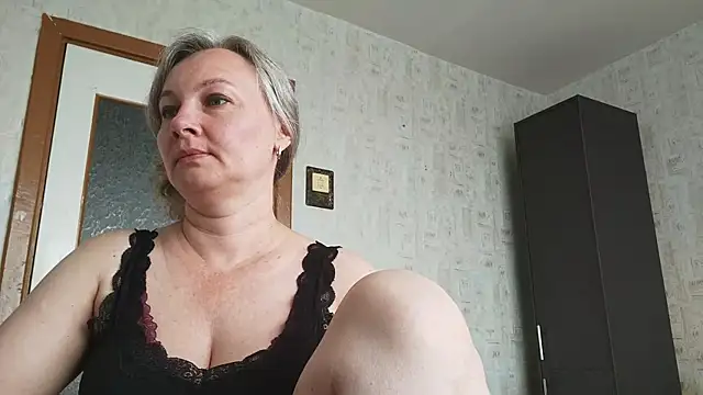 EdithManning online show from July 2026 05:21:02 AM