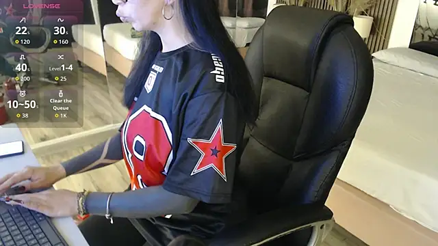 Snapshot of Sam_mansson66 chatting on December 2025 06:58:01 PM Sam mansson66 online show from December 2025 06:58:01 PM