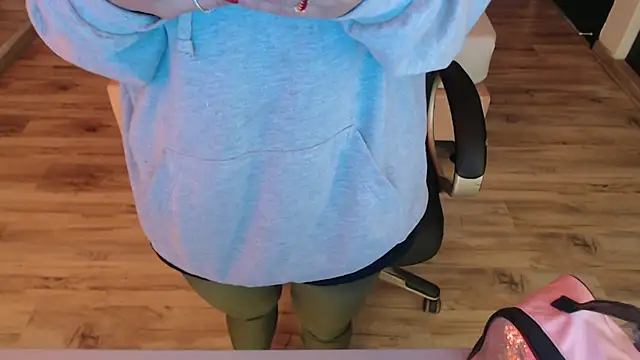 Snapshot of Sam_mansson66 chatting on January 2026 12:10:02 PM Sam mansson66 online show from January 2026 12:10:02 PM