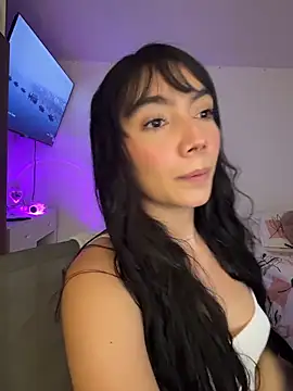 Snapshot of SOY_LUPE chatting on April 2026 12:44:01 AM SOY LUPE online show from April 2026 12:44:01 AM