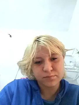 iDogrose21 online show from January 2026 05:15:01 PM