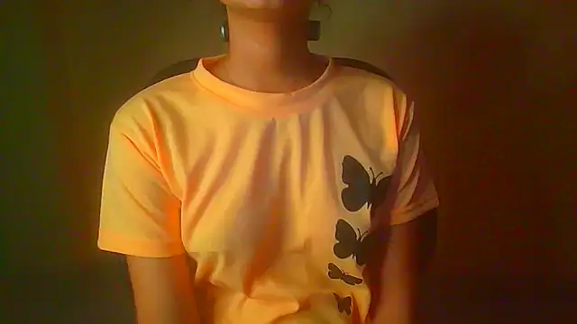 Snapshot of Chandani-Love chatting on April 2026 01:41:02 PM Chandani-Love online show from April 2026 01:41:02 PM