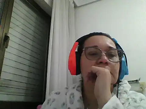 gaby0075 online show from December 2024 11:06:02 PM