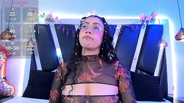 Snapshot of antonelllepiercee chatting on February 2026 11:20:02 AM antonelllepiercee online show from February 2026 11:20:02 AM