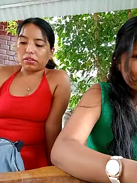 Karol-kamila19 online show from December 2024 01:22:02 PM