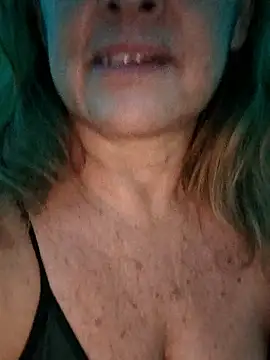 Kasandra Ho online show from January 2026 01:22:02 AM