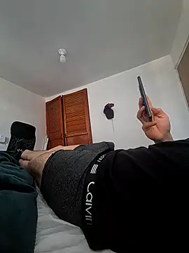 dragon1006 online show from April 2026 12:04:01 PM