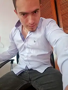 dragon1006 online show from June 2026 09:04:01 PM