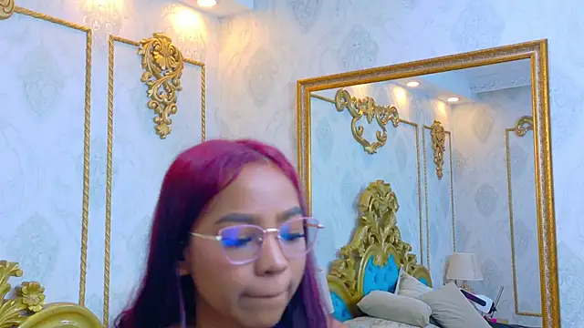 LucyLeah online show from November 2025 12:49:01 PM