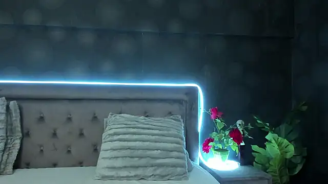 JulietShy online show from February 2025 08:44:02 PM