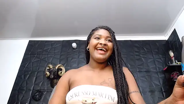 Snapshot of Hanna_Fox_69 chatting on May 2026 07:27:01 AM Hanna Fox 69 online show from May 2026 07:27:01 AM