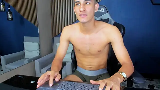 JakeMoxley online show from January 2025 10:15:02 PM
