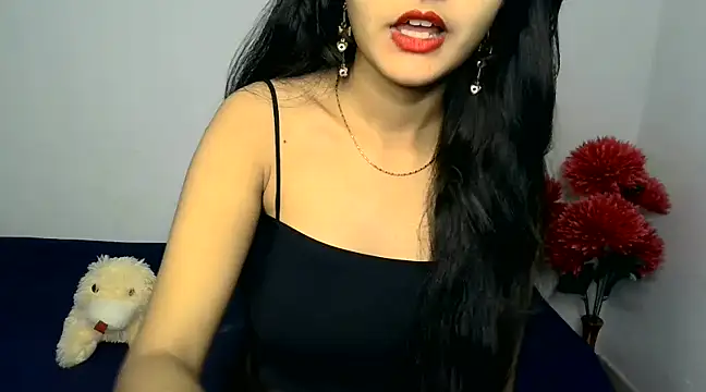 Snapshot of SUZY_FROMUS chatting on December 2024 05:48:01 AM SUZY FROMUS online show from December 2024 05:48:01 AM