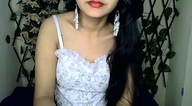 Snapshot of SUZY_FROMUS chatting on February 2025 08:36:01 PM SUZY FROMUS online show from February 2025 08:36:01 PM