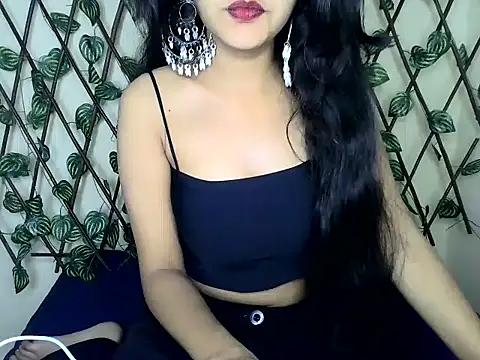 Snapshot of SUZY_FROMUS chatting on March 2025 05:20:01 PM SUZY FROMUS online show from March 2025 05:20:01 PM