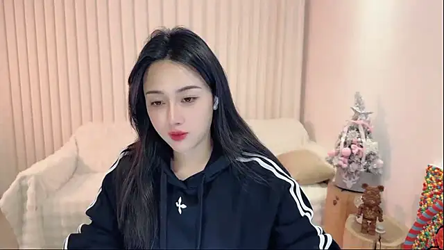 Snapshot of K-moumou chatting on March 2025 07:53:01 PM K-moumou online show from March 2025 07:53:01 PM