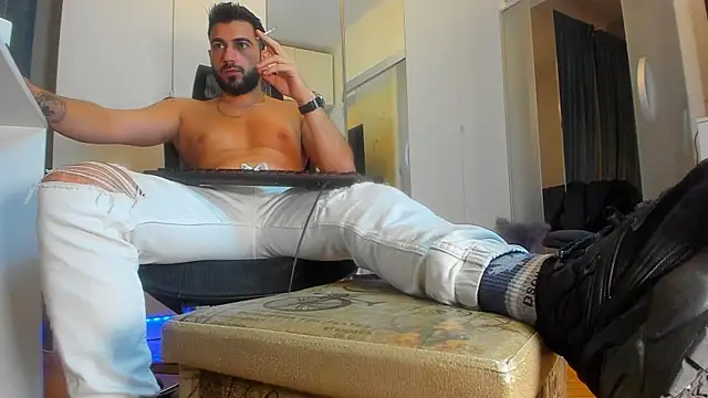 welcometo hell online show from October 2025 05:33:01 PM