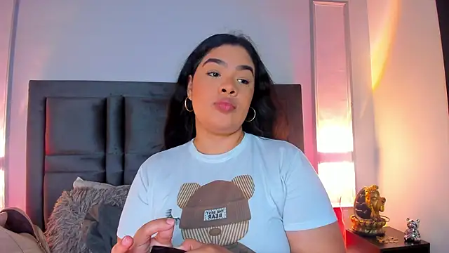 EmmaBecket2 online show from September 2025 08:08:01 PM