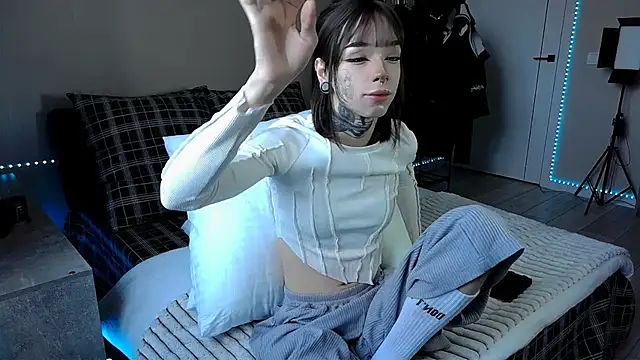 Tanya M online show from January 2025 10:10:02 AM