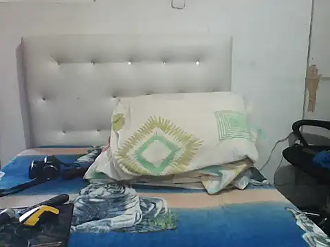 fabyxx07 online show from January 2025 08:37:01 PM