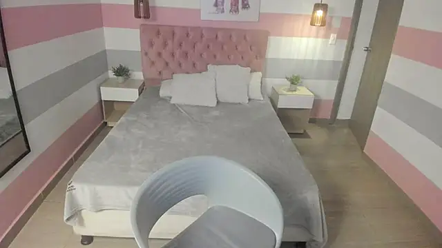 Snapshot of Carol_Pinter chatting on January 2025 01:42:01 PM Carol Pinter online show from January 2025 01:42:01 PM