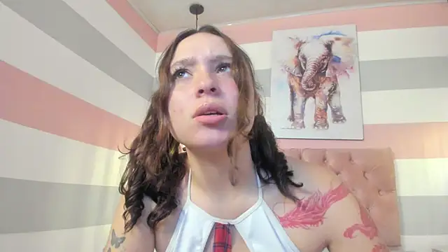 Snapshot of Carol_Pinter chatting on February 2025 03:59:01 PM Carol Pinter online show from February 2025 03:59:01 PM