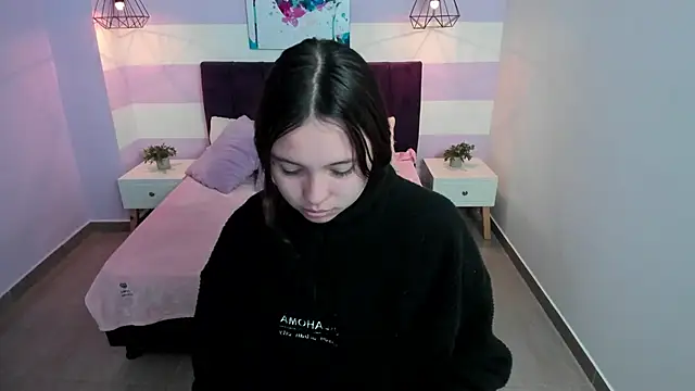 Snapshot of Carol_Pinter chatting on March 2025 12:22:02 PM Carol Pinter online show from March 2025 12:22:02 PM