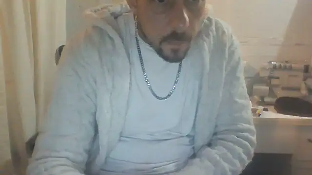 CrookedMisterniceguy online show from May 2026 06:42:01 AM